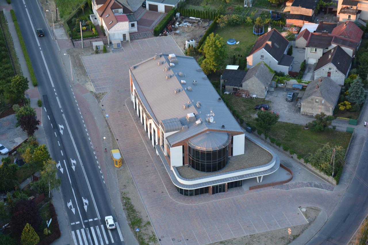 Hotel Kosma Kozmin Εξωτερικό φωτογραφία