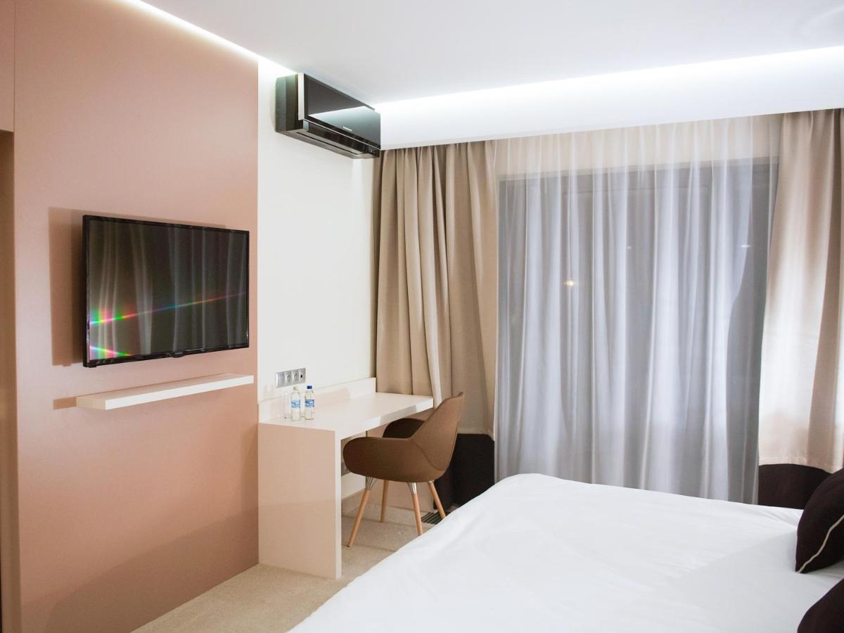 Hotel Kosma Kozmin Εξωτερικό φωτογραφία
