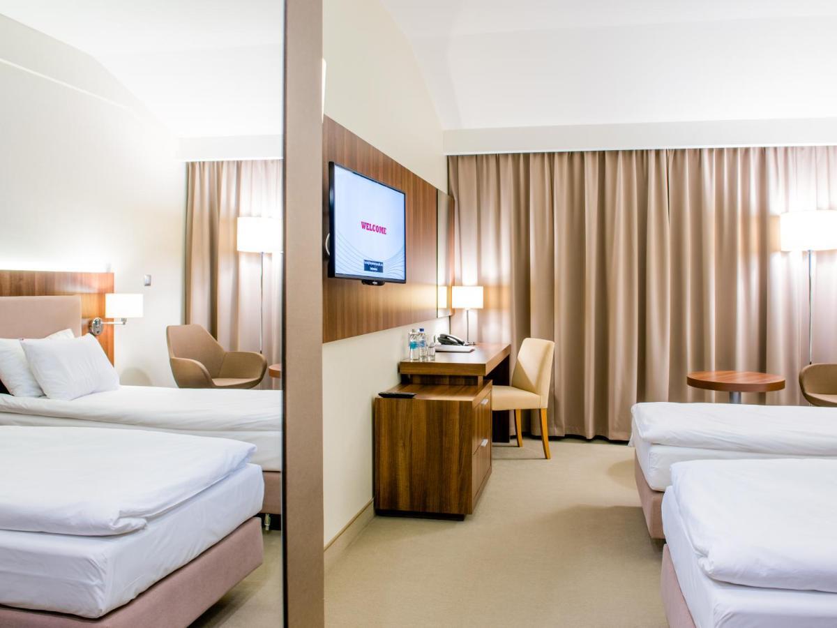 Hotel Kosma Kozmin Εξωτερικό φωτογραφία